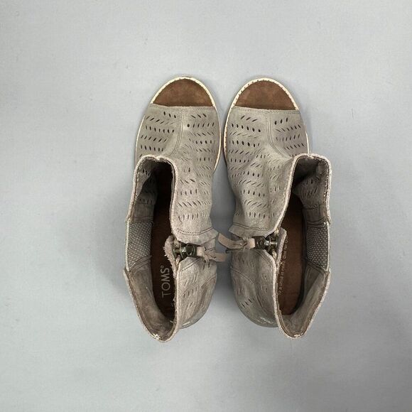Toms Women's Size 8 Majorca Peep Toe Taupe Suede Perforated Ankle Boots - Picture 8 of 12